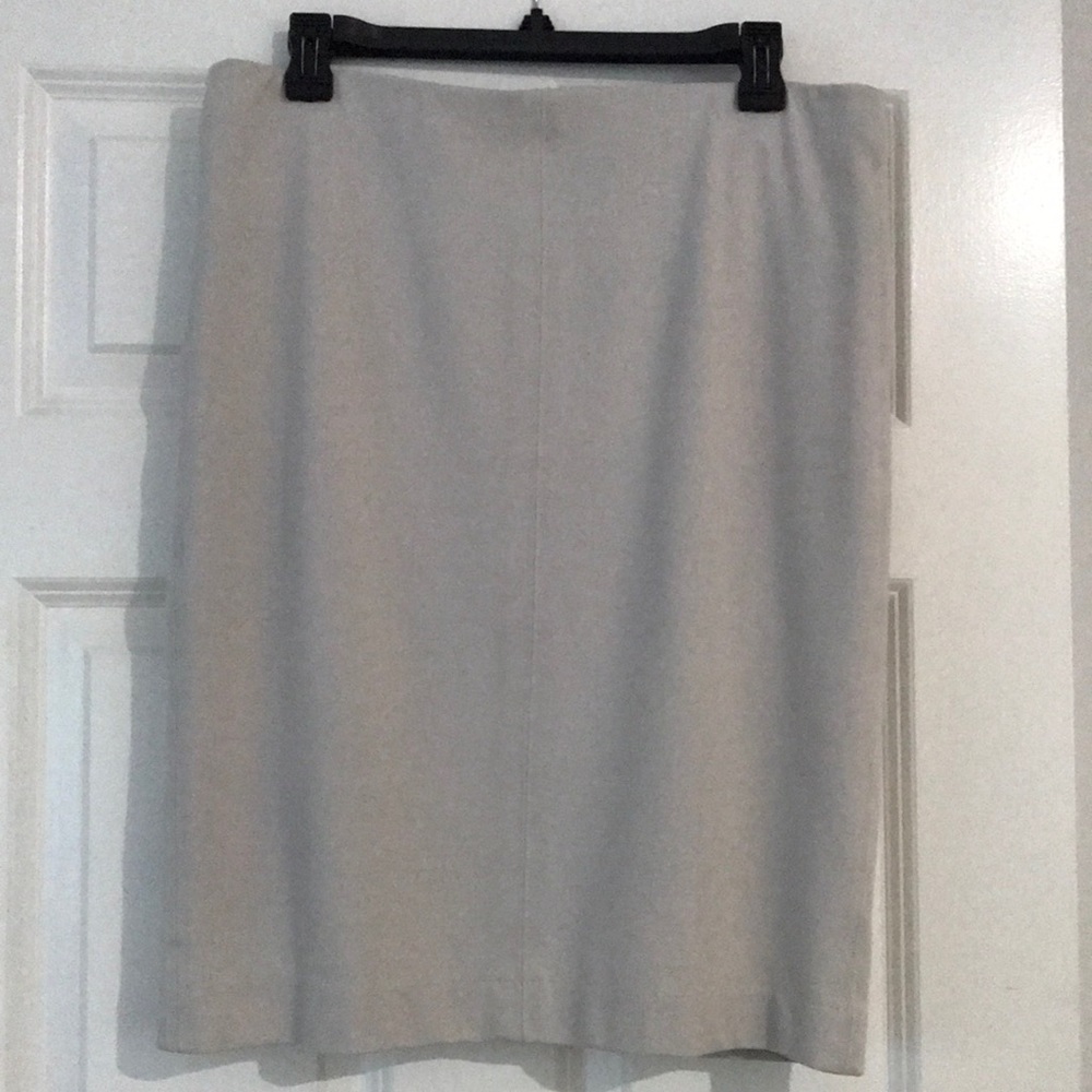 Philosophy size medium khaki skirt. Very comfortable.